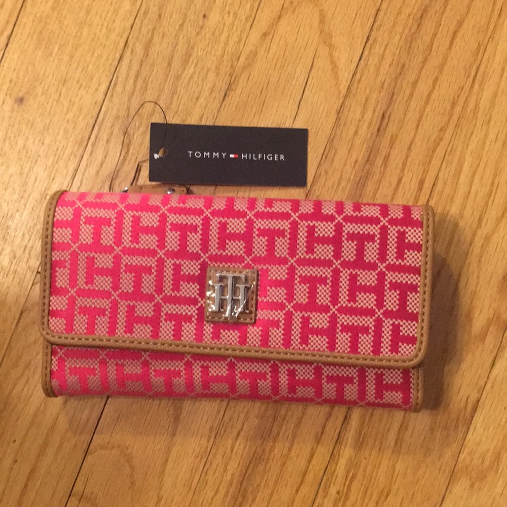 NWT wallet